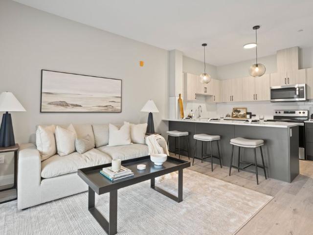 For Lease 33318 Richmond Street Unit# 309, Lucan Biddulph, Ontario