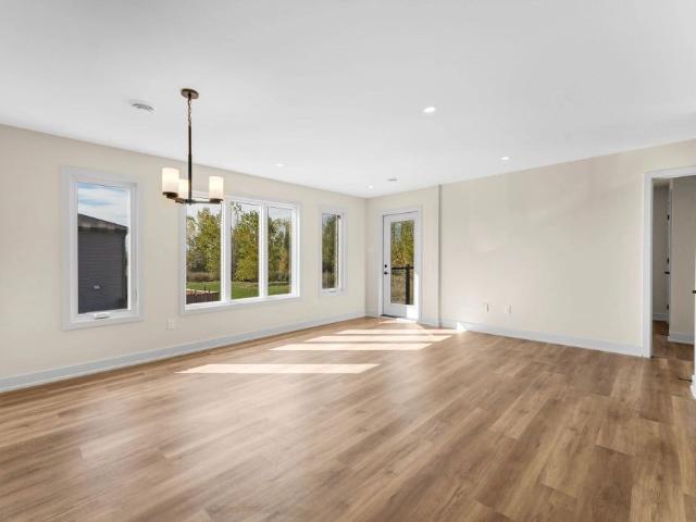 For Lease 333 Belfort Street Unit# 105, Russell, Ontario