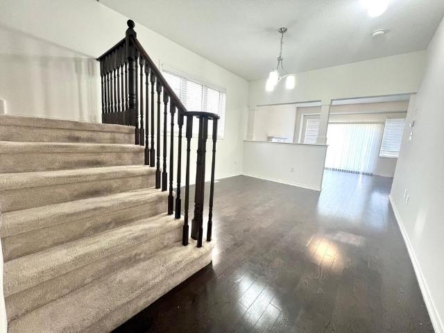 For Lease 33 Ainsbury Avenue, Ajax, Ontario