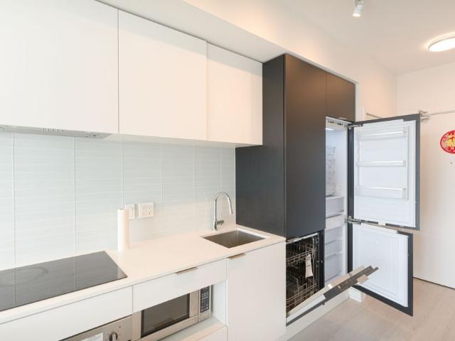 For Lease 33 Helendale Avenue Unit# 2511, Toronto, Ontario