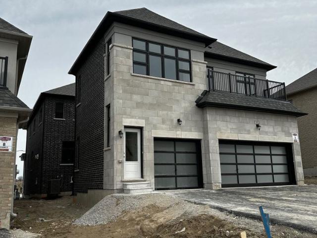 For Lease 33 Rowe Street Unit# COACH, Bradford West Gwillimbury, Ontario