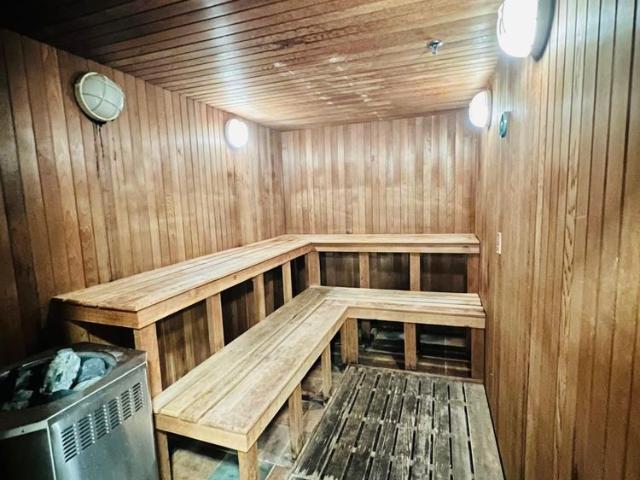 For Lease 349 Rathburn Road Unit# 1706, Mississauga, Ontario