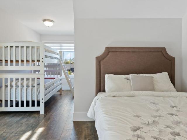 For Lease 341 Yellow Birch Crescent, Blue Mountains, Ontario