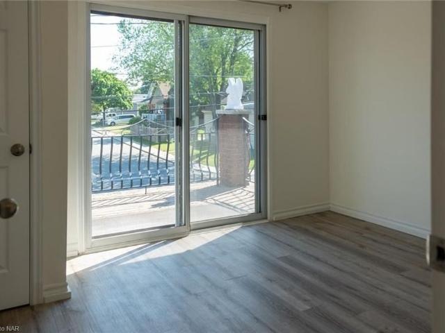 For Lease 359 QUEENSDALE Avenue Unit# Upper, Hamilton, Ontario