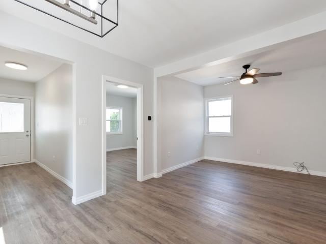 For Lease 35 Inkerman Street Unit# Main, St. Thomas, Ontario