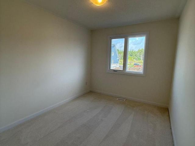 For Lease 35 Royal Oak Crescent, Loyalist, Ontario