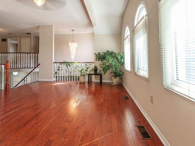 For Lease 3679 Loyalist Drive, Mississauga, Ontario