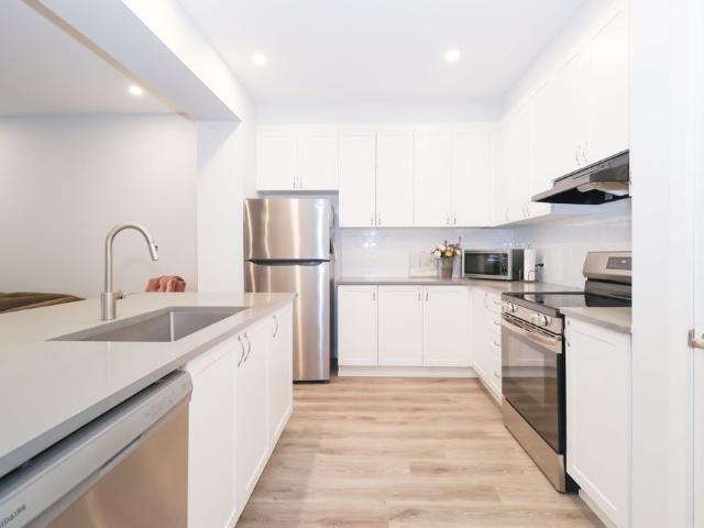 For Lease 36 Stitch Mews, Stittsville Munster Richmond, Ontario
