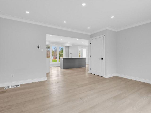 For Lease 3794 30TH Side Road Unit# Main, Innisfil, Ontario