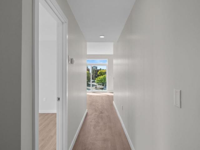 For Lease 370 Athlone Avenue Unit# 202, Westboro Hampton Park, Ontario