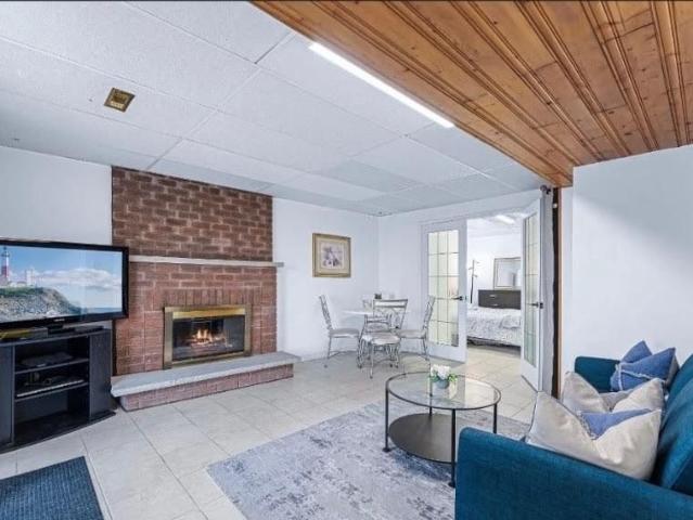 For Lease 37 April Gardens Unit# Bsmt, Aurora, Ontario