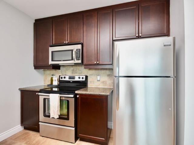For Lease 37 Ellen Street Unit# PH11, Barrie, Ontario