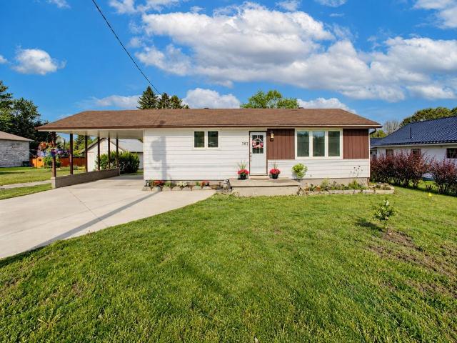 For Lease 387 Countess Street, West Grey, Ontario