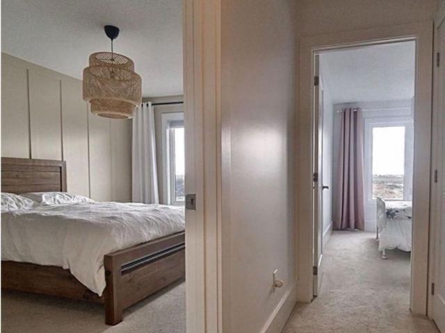For Lease 380 Aphelion Crescent, Barrhaven, Ontario