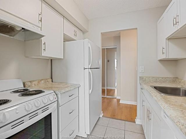 For Lease 3950 WYANDOTTE Street Unit# 306, Windsor, Ontario