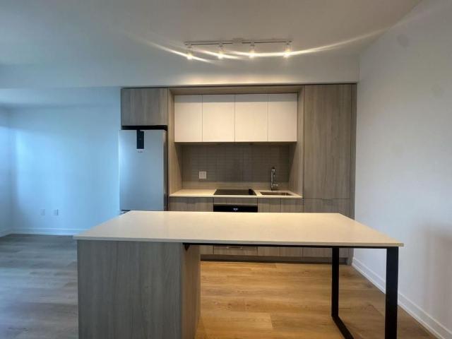 For Lease 395 SQUARE ONE Drive Unit# 902, Mississauga, Ontario
