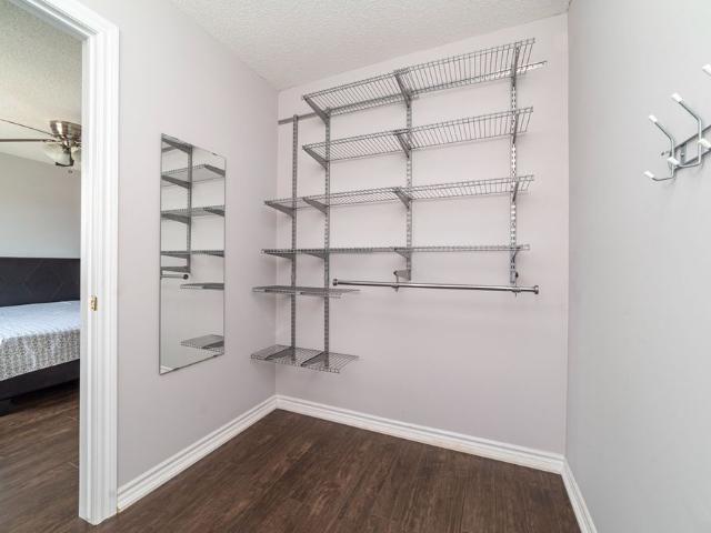 For Lease 39 Pinewoods Drive Unit# 11, Hamilton, Ontario