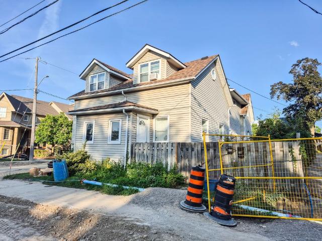 For Lease 39 Union Street Unit# B, Waterloo, Ontario