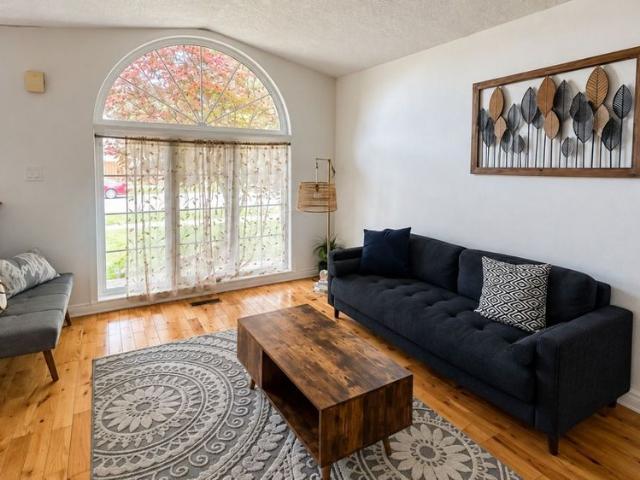 For Lease 7 Briarfield Street, Kitchener, Ontario