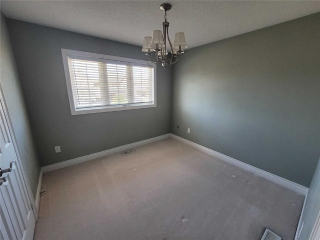 For Lease 7 Charlemagne Avenue, Barrie, Ontario