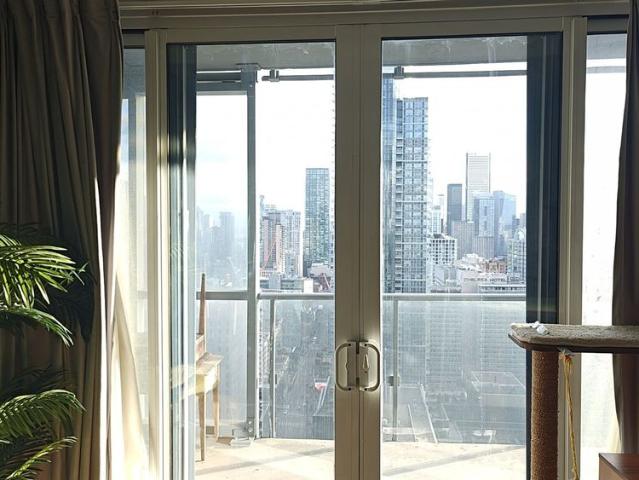 For Lease 7 Grenville Street Unit# 3411, Toronto, Ontario
