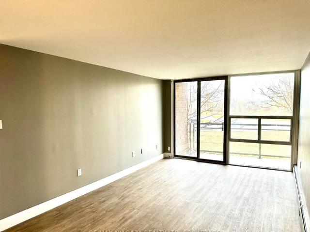For Lease 7 Riverview Boulevard Unit# 101, St. Catharines, Ontario