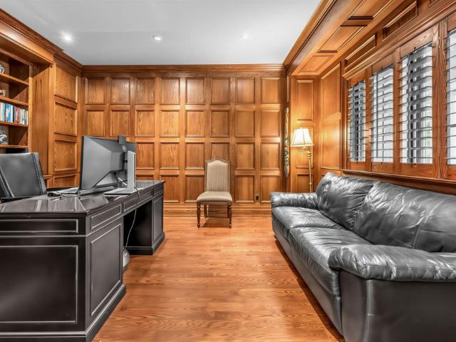 For Lease 407 Cairncroft Road, Oakville, Ontario