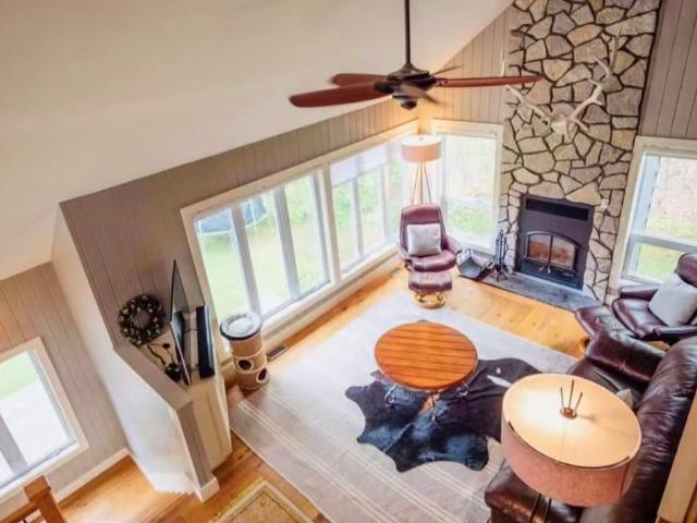 For Lease 400 Lakeview Drive, Georgian Bay, Ontario