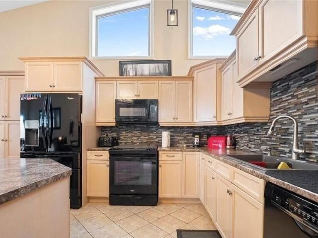 For Lease 4015 Weinbrenner Road, Niagara Falls, Ontario