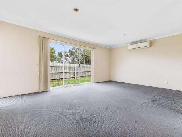 FOR LEASE | 40 JACINTA DRIVE, CRANBOURNE WEST