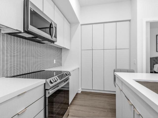For Lease 415 Sea Ray Avenue Unit# 121, Innisfil, Ontario