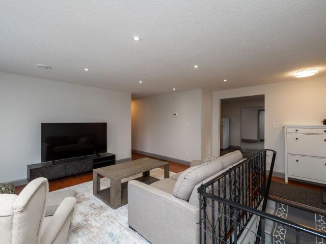 For Lease 413 Queen Street Unit# B, Arran Elderslie, Ontario