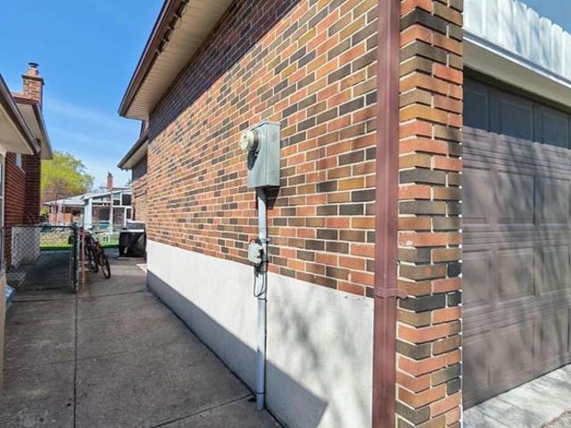For Lease 4264 Brandon Gate Drive Unit# Basement, Mississauga, Ontario