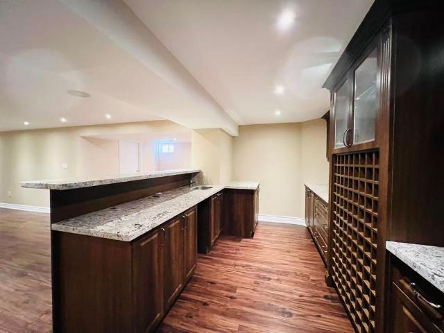 For Lease 42 Metropolitan Crescent, Georgina, Ontario