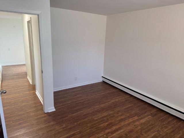 For Lease 42 Rose Street Unit# 1, Barrie, Ontario
