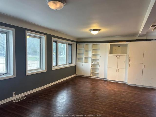 For Lease 4360 HOWARD Avenue, Windsor, Ontario