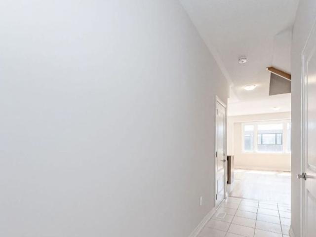 For Lease 43 Freedom Crescent, Hamilton, Ontario