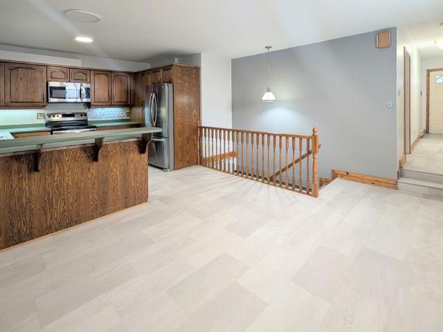 For Lease 44 Spadina Avenue Unit# Unit 1, West Centre Town, Ontario