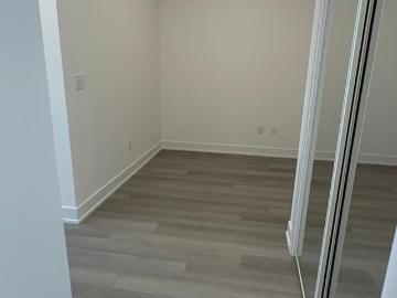 Waterdown, Ontario - Office room, Balcony