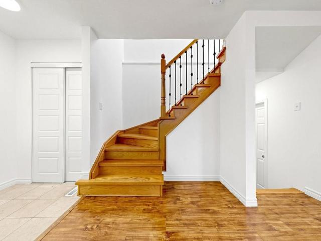For Lease 46 Ridwell Street, Barrie, Ontario