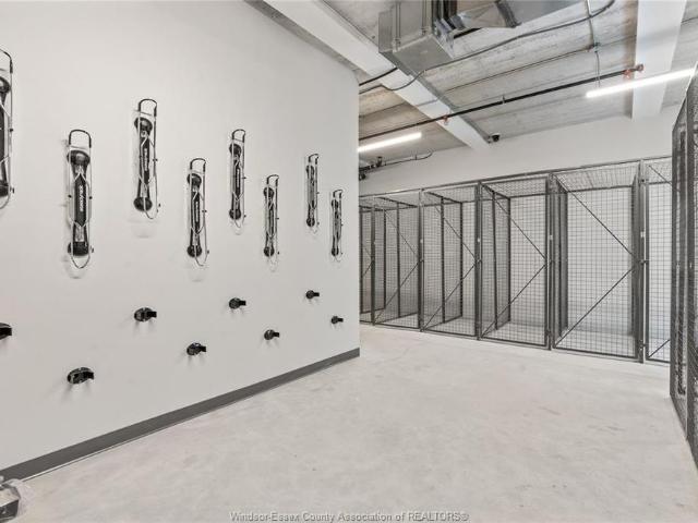 For Lease 4775 WALKER Road Unit# 516, Windsor, Ontario