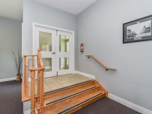 For Lease 470 St Andrew Street Unit# 102, Centre Wellington, Ontario