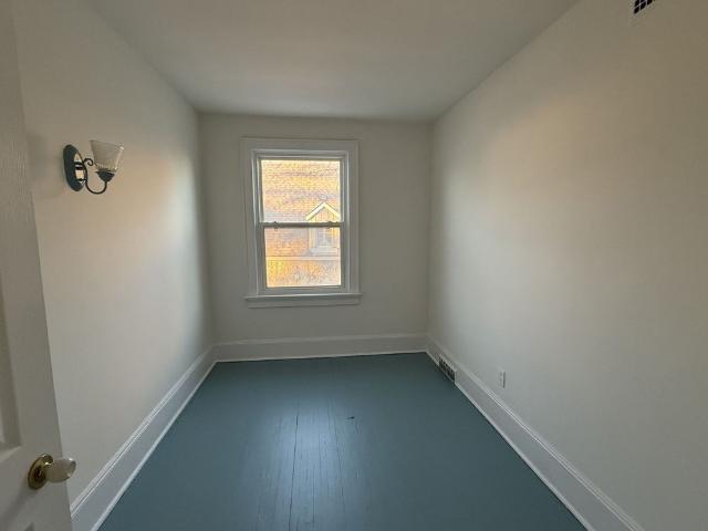 For Lease 47 King Street Unit# 4, Prince Edward County, Ontario