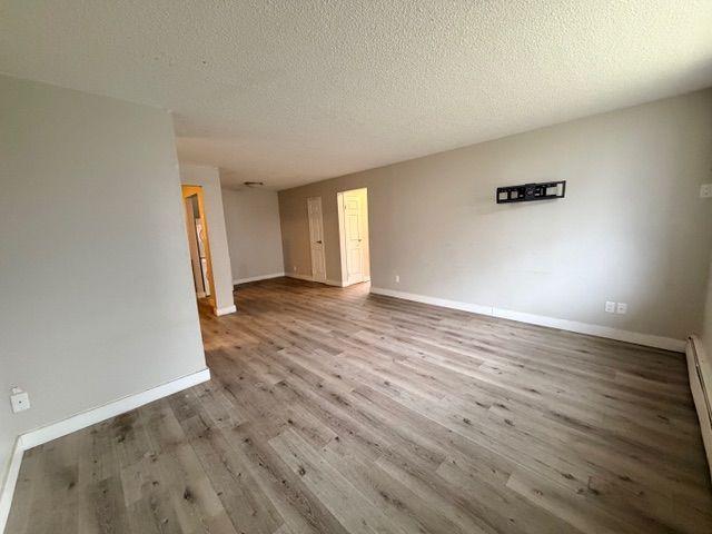 For Lease 47 Orchard Heights Drive Unit# 103, Chatham Kent, Ontario
