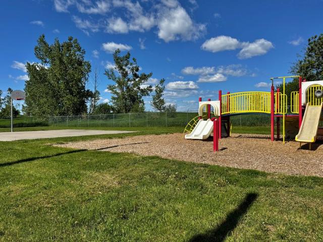For Lease 47 Watts Mews, Kawartha Lakes, Ontario