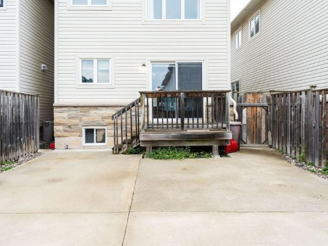 For Lease 4881 Capri Crescent, Burlington, Ontario