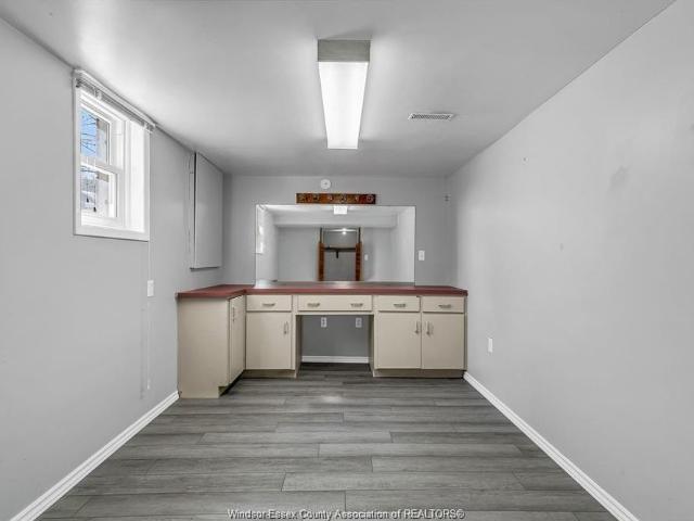 For Lease 490 KENWOOD, LaSalle, Ontario