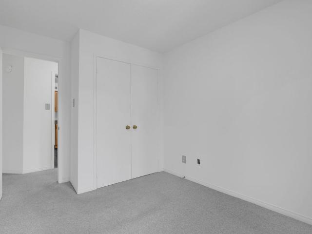 For Lease 492 Laclie Street Unit# 204, Orillia, Ontario