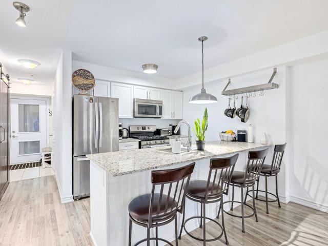 For Lease 4 Anchorage Crescent Unit# 105, Collingwood, Ontario