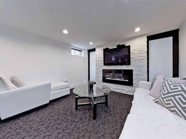 For Lease 4 Belle Ayre Boulevard Unit# Lower, Toronto, Ontario